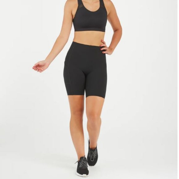Spanx EveryWear Icon Bike Short w/Pocket 7" 50204R Black - Large Excellent Cond. - Picture 1 of 9